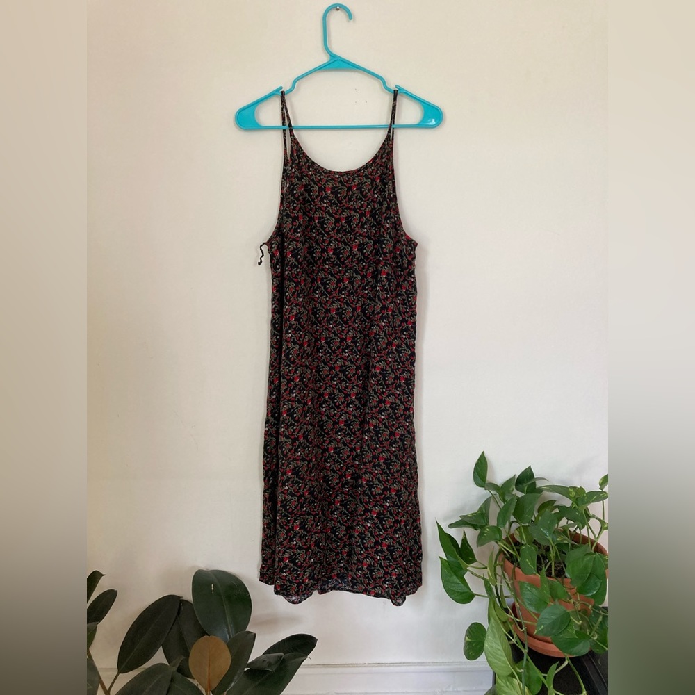 Vintage Loose Swing Dress Rose Pattern Small / Fits Medium Oversized